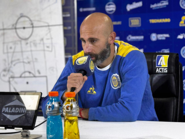 Carlos Quintana enfrentó los micrófonos de cara al partido de Central ante Riestra.