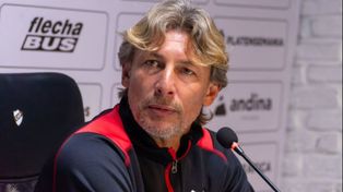 No sé nada de táctica, pero sí de caerse y levantarse, sostuvo Gabriel Heinze este lunes en conferencia de prensa.