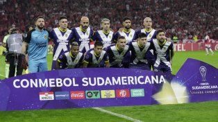 Arriba: Jorge Broun, Mauricio Martínez, Carlos Quintana, Agustín Sández, Facundo Mallo y Enzo Copetti. Abajo: Jaminton Campaz,&nbsp;Emanuel Coronel, Marco Ruben, Franco Ibarra y&nbsp;Jonatan Gómez.