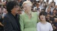 Responsables. El director Bong Joon Ho y Tilda Swinton, por Okja.