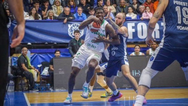 Atenas cayó 88-77 en Junín y perdió la categoría.