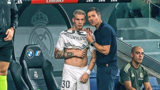 Xabi Alonso salió a bancar a Franco Mastantuono.