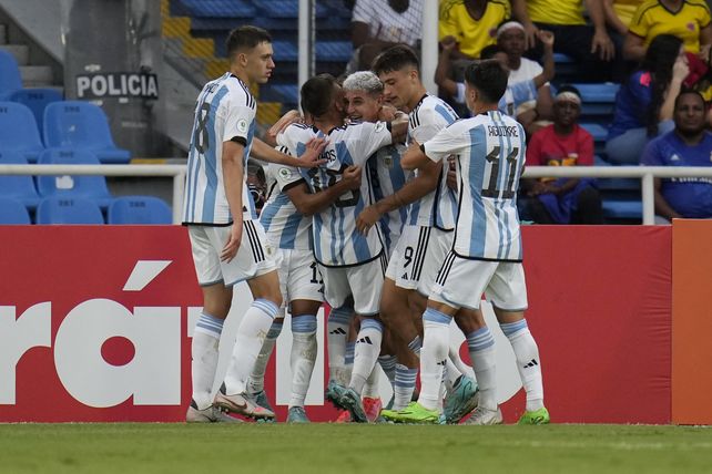 Los jugadores de Argentina dieron una muestra de carácter en el reciente triunfo contra Perú.