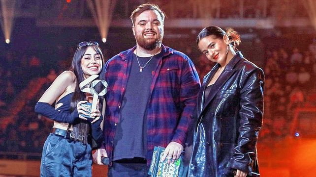 Nicki Nicole se llevó el premio a la artista revelación en Los40 Music Awards