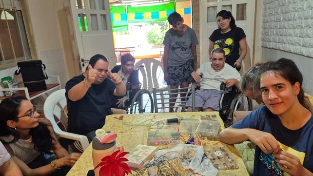 La vida cotidiana en el Hogar San Roque, cuando los fondos no llegan