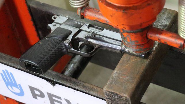 La provincia de Santa Fe impulsa la campaña para retirar las armas de los civiles