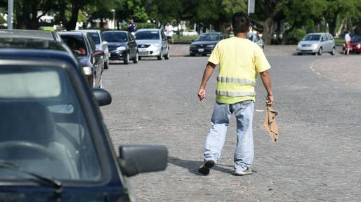 Cuidacoches: se cayó el debate en el Senado provincial por falta de acuerdos en el oficialismo