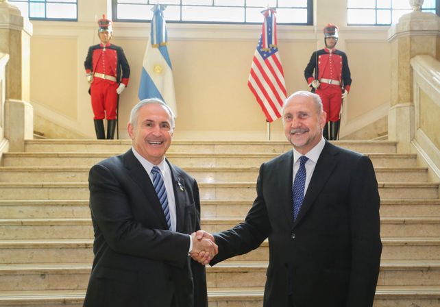 El gobernador Omar Perotti recibió al embajador de Estados Unidos, Marc Stanley