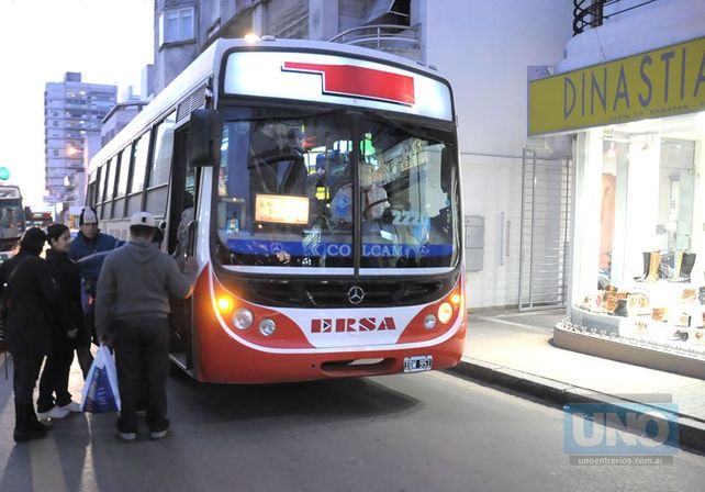 Paraná: una mujer fue abusada sexualmente en un colectivo de línea