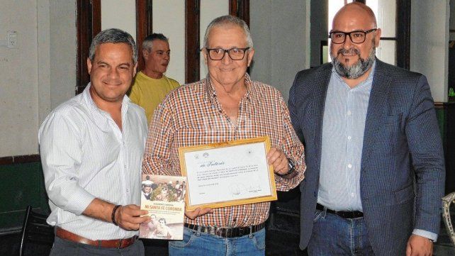 Alejandro Larriera presentó el libro sobre sus vivencias en la Maratón.