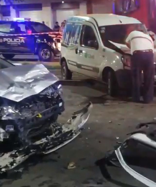 Conducía a muy alta velocidad, chocó y se cobró la vida de un trabajador