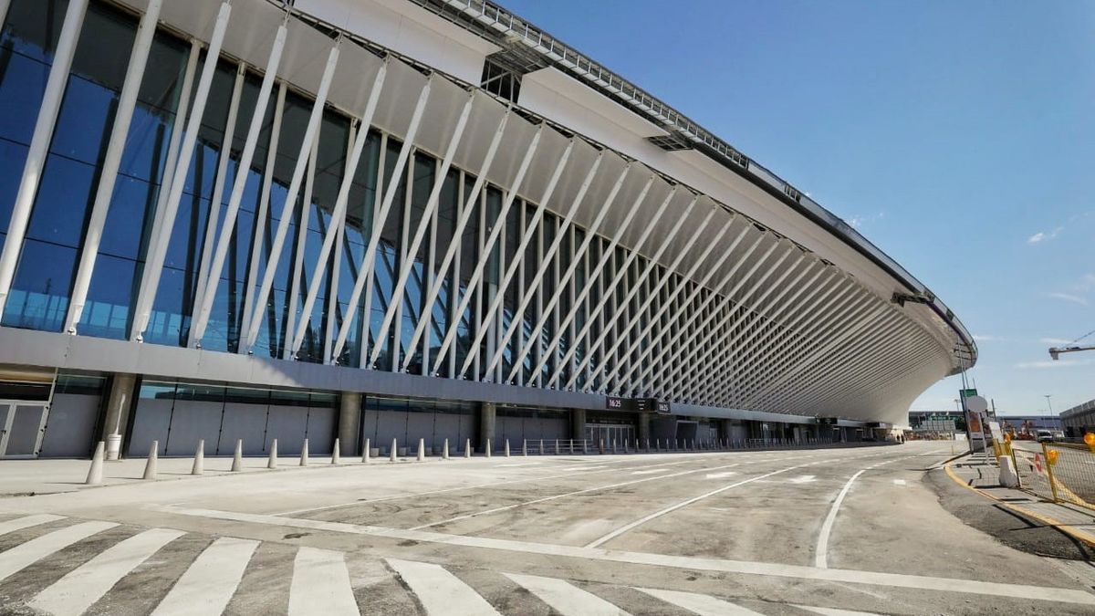 Nueve aerolíneas todavía no tienen la autorización de Anac para volar en octubre - Vimarsana News