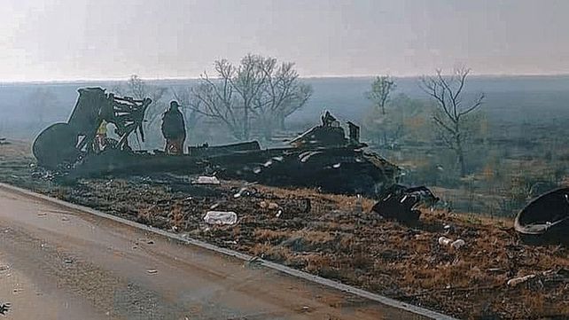 Puente Victoria - Rosario: chocaron dos camiones y hay personas fallecidas