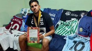 El barbero Ernesto Fontanet fue detenido antes del partido entre Colón y Tigre en el Cementerio de los Elefantes.&nbsp;