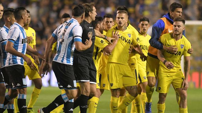 Racing cortó la racha de Boca en La Bombonera