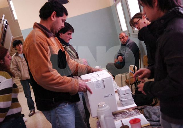 Recién el lunes el Tribunal Electoral estaría en condiciones de difundir el escrutinio definitivo