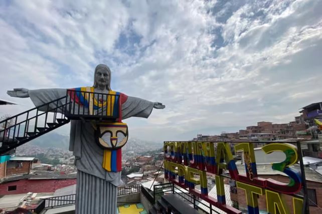 El Cristo Redentor Paisa: Medellín inauguró una escultura gigante impresa en 3D