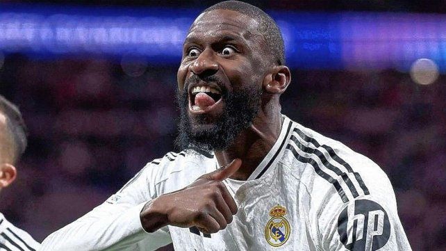 Tres jugadores de Real Madrid fueron sancionados por la UEFA por gestos racistas.&nbsp;