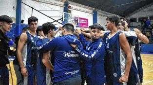 Gimnasia (SF) quedó bien parado de cara a la última fecha en la Liga Federal de Básquet.