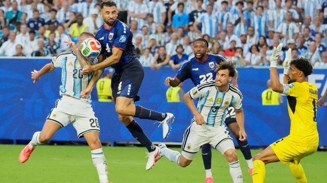 Tremendo partido entre Argentina y Cabo Verde en Miami.