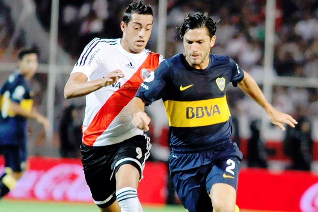 River pegó de entrada en la Bombonera y ya gana el clásico