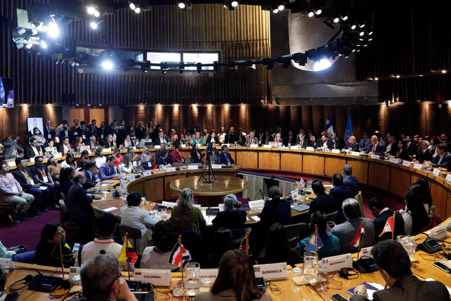 El ambientalismo bajo amenaza: Escazú, derechos y vigilancia estatal