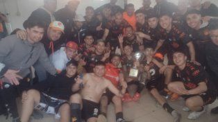 Las Flores II derrotó a Deportivo Agua, y se quedó con el título del primer torneo del año en el ascenso.