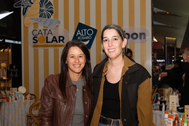Carla Embon y Carmen Asenjo