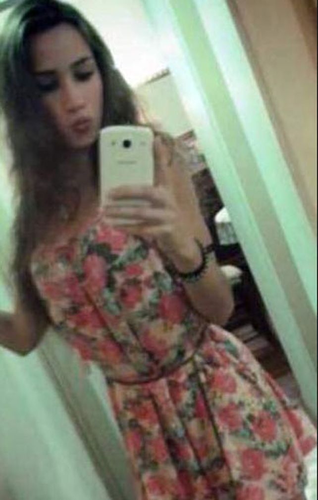 Así es Mechy Rohrer, la protagonista del video hot con dos pilotos