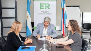 El convenio entre el Ministerio de Salud y el Registro Civil permitirá inscribir los nacimientos ocurridos en el hospital de Nogoyá.