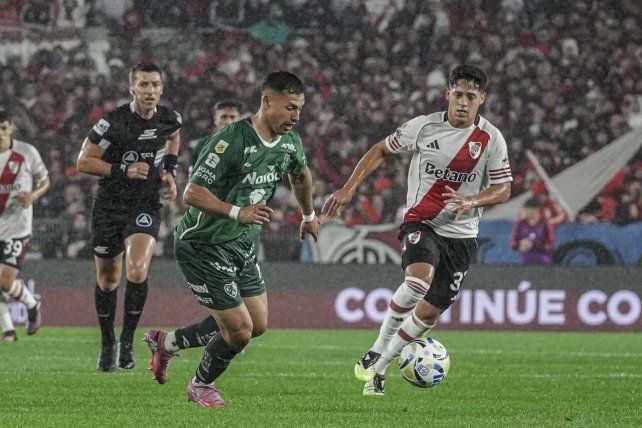 River no levanta cabeza y cayó 1-0 ante Sarmiento en el Monumental