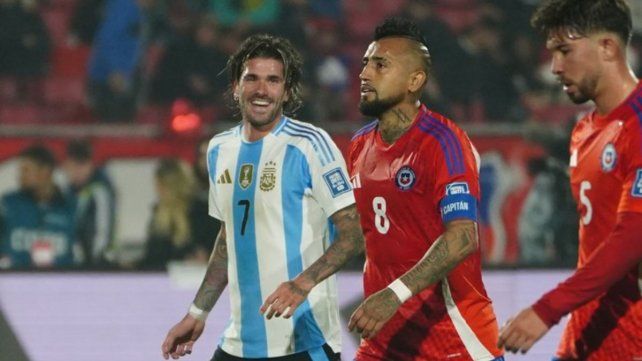 La bronca de Arturo Vidal y Rodrigo De Paul viene desde el último partido de las Eliminatorias Sudamericanas.