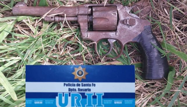 El arma que la policía le secuestró al joven.&nbsp;