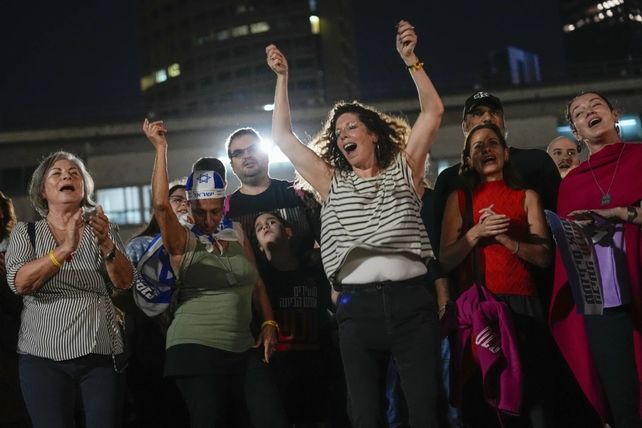 Hamás liberó a 24 rehenes e Israel a 39 palestinos; este sábado continuará el intercambio