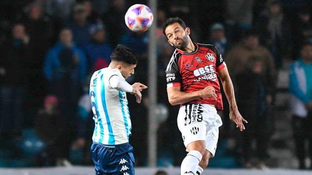 Racing y Central Córdoba, duelo clave por el pase a cuartos de final