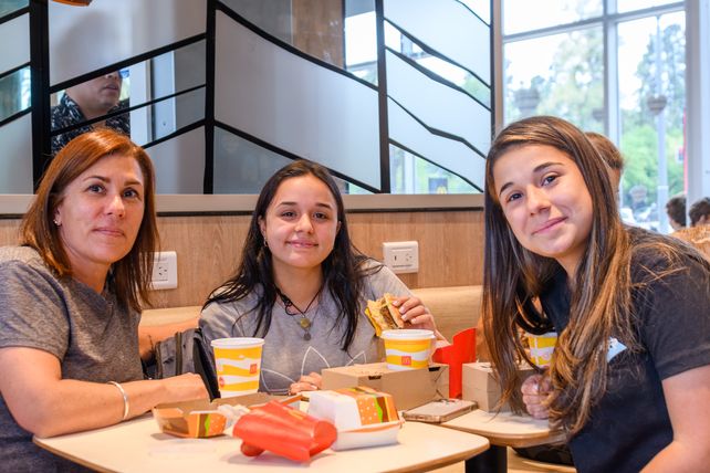 Noelia Gil, Sofía y Renata Torrilla
