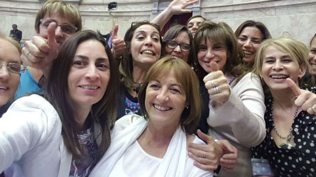 Es ley la paridad de género y ahora las listas tendrán 50% mujeres