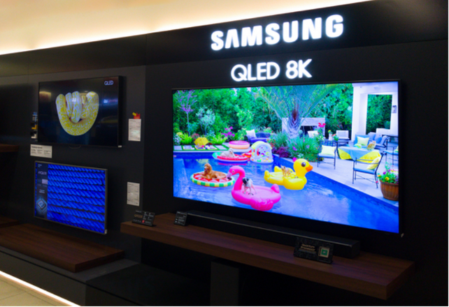 Cómo elegir un Smart TV para ver deportes: diferencias entre Crystal UHD, QLED, Neo QLED y OLED
