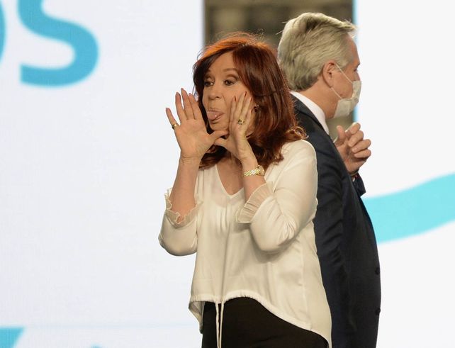 Una pelea epistolar en la vicepresidenta Cristina Fernández de Kirchner y el presidente Alberto Fernández&nbsp; 