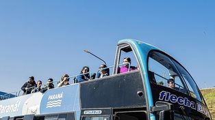 El bus turístico de Paraná hace viajes gratis para vecinos