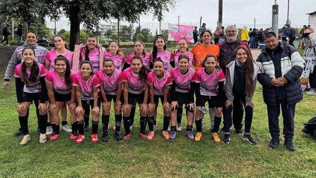 Academia Crack le ganó claramente a Arenas FC