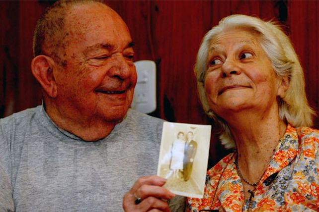 Detrás de las letras de una historia de amor, el relato de un barrio