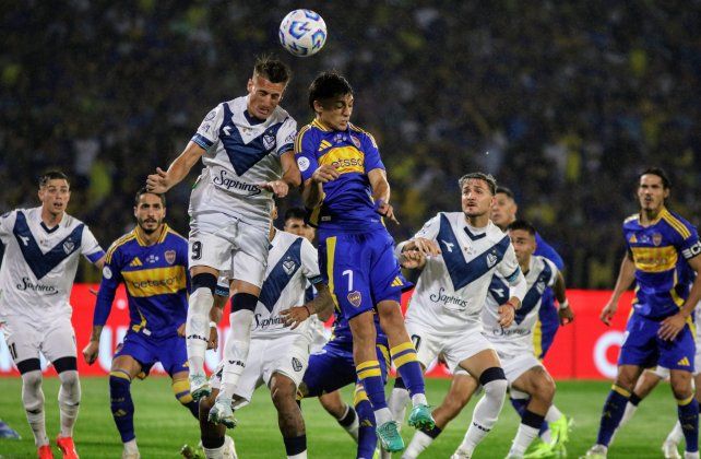 Vélez y Boca se sacaron chispas en Córdoba.