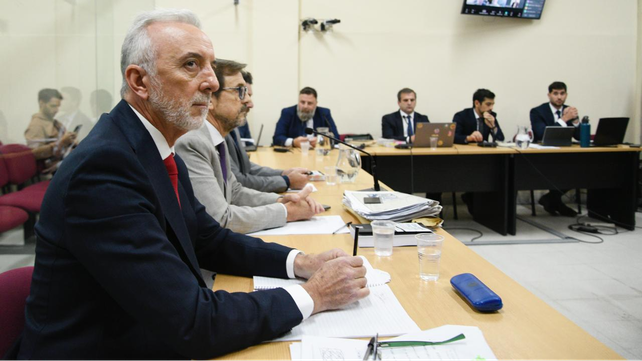 El exjuez federal de Rosario Marcelo Bailaque seguirá con prisión domiciliaria hasta marzo del 2026.