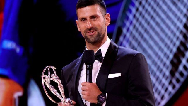 Novak Djokovic se llevó el premio Laureus y le ganó la pulseada a Messi