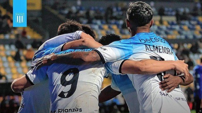 Racing ganó en Chile.