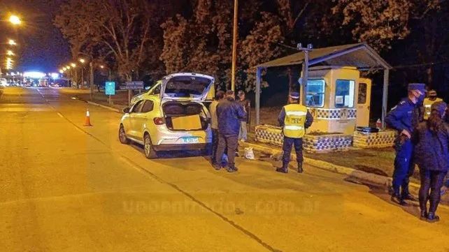 Los dos estafadores fueron detenidos a la entrada del túnel subfluvial por la policía caminera.
