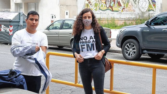 Nadia Gisel Burgos emitió su voto en la escuela Belgrano