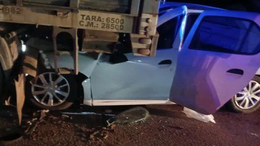 Choque fatal en el norte santafesino: dos policías murieron en viaje por un operativo