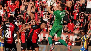 Williams Barlasina será el arquero titular de Newells por segundo partido seguido.